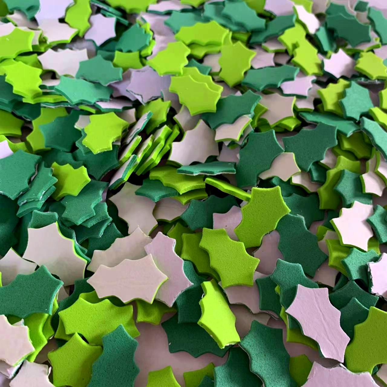 100PCS Christmas wreath leaes  - Art And Craft Autumn avis et prix